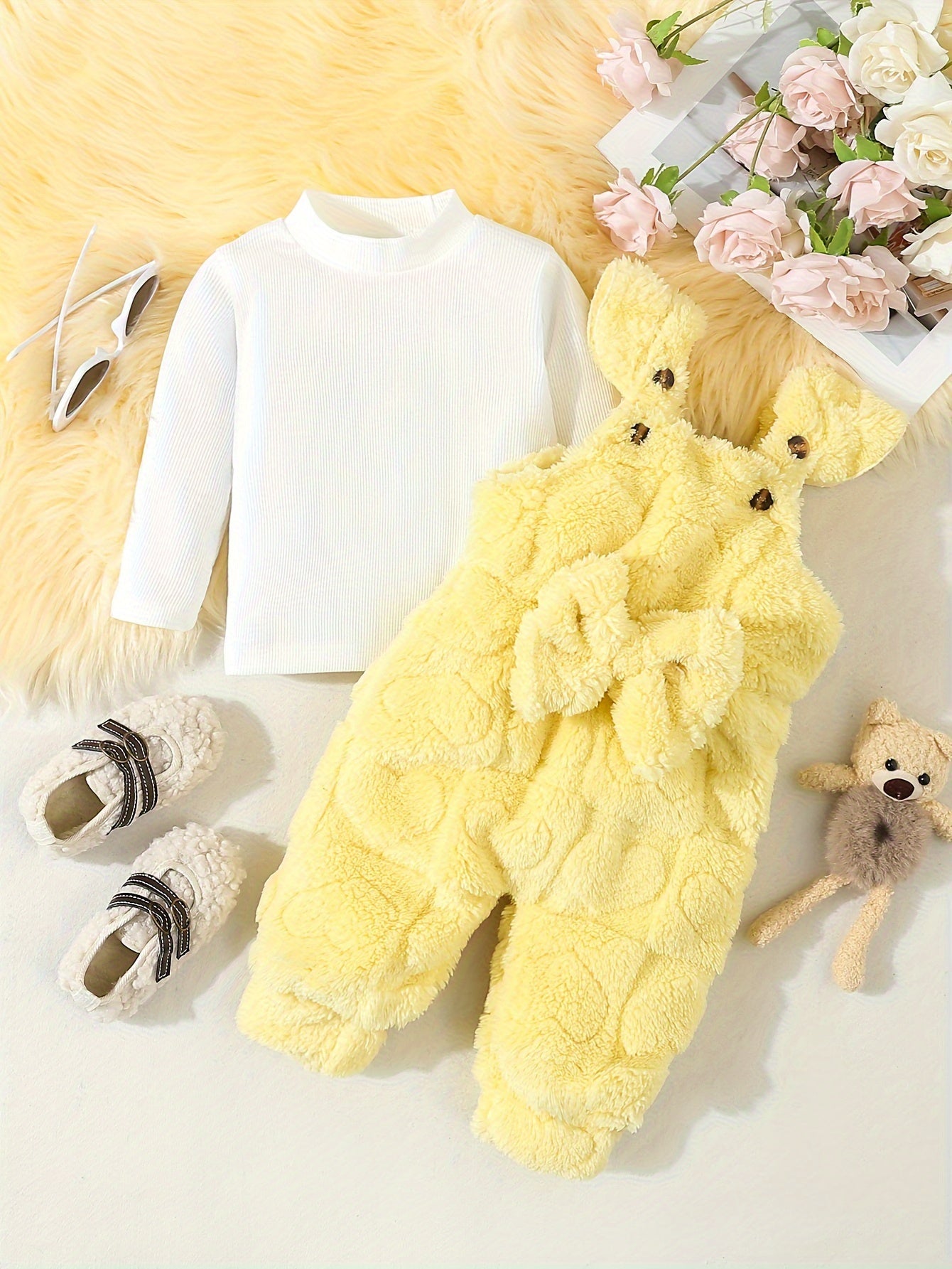 Adorable 2pcs Girls' Outfit Set - Cozy Long Sleeve Top & Heart Pattern Fleece Overalls with Bow Detail, Machine Washable, Perfect for Outdoor