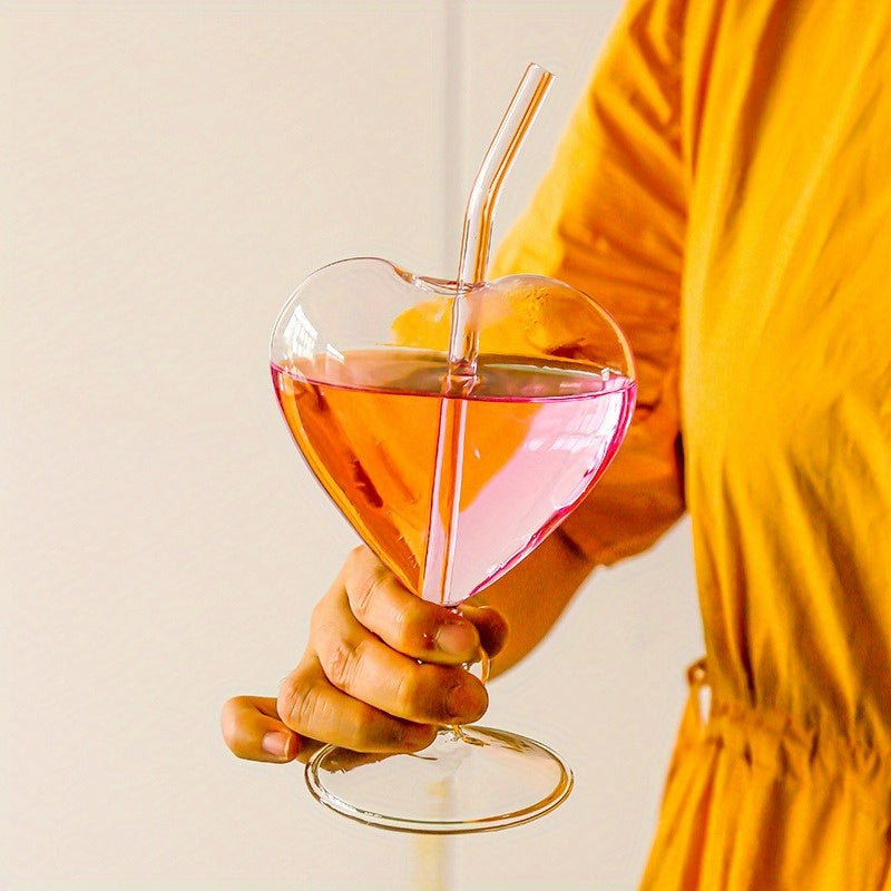 Elegant, Romantic Heart-Shaped Crystal Cocktail Glass with Matching Straw - Perfect for Martini, Wine, Juice & Whiskey - Ideal Home Bar Accessory & Party Gift