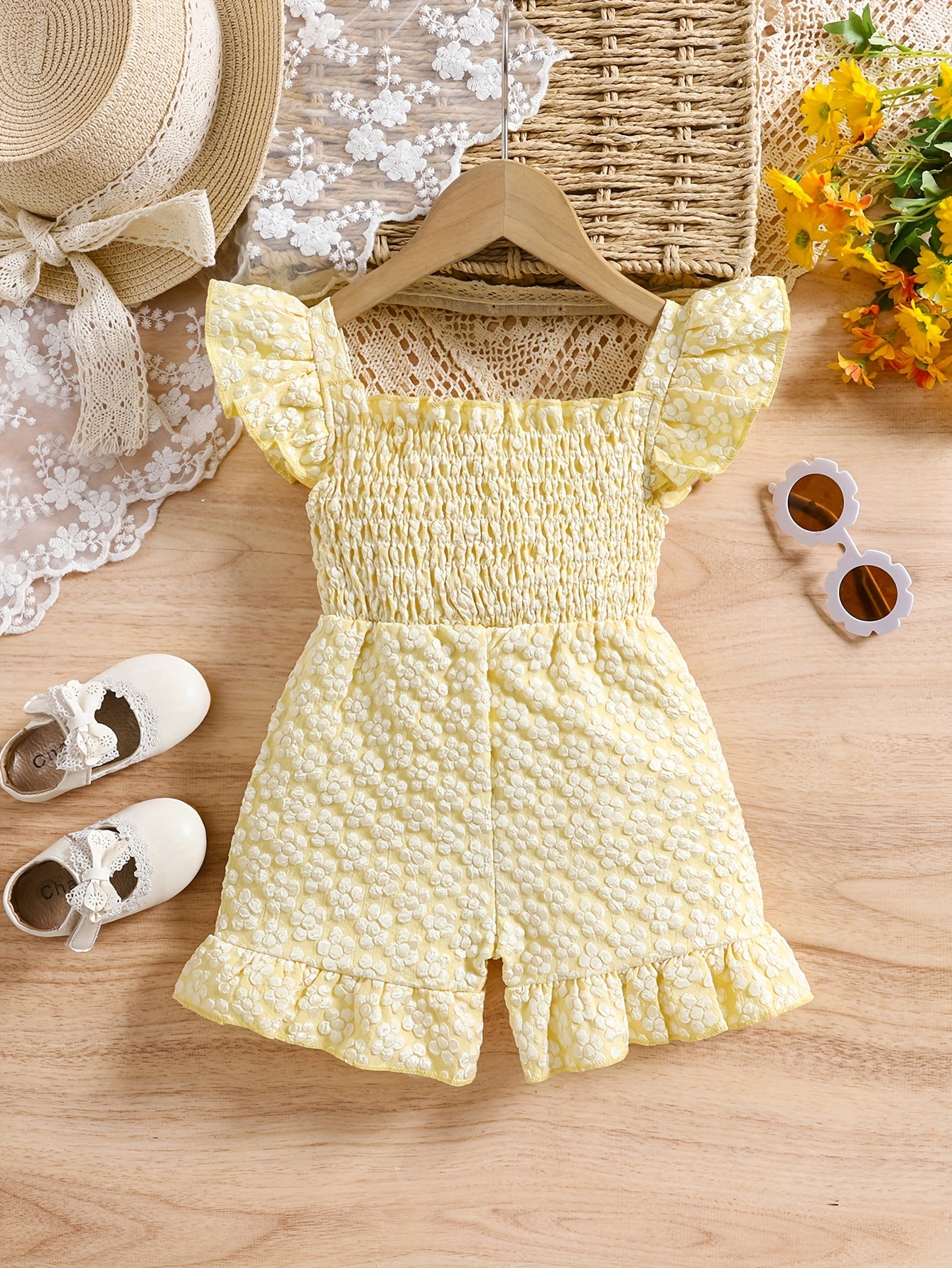 Summer Floral Print Girl'S Romper with Puff Sleeves & Bow Detail - Light Purple Ruffled Hem, Breathable Shorts for 0-3 Years, Cute Outfit for Warm Weather, Toddler Girl Outfit, Playful Little One'S Wear, Soft Texture Fabric, for Outdoor