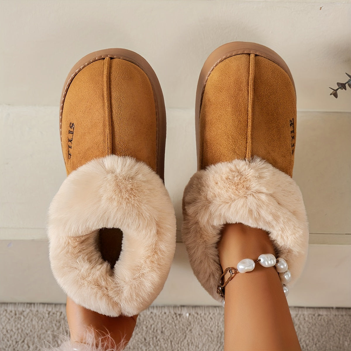 Cozy Winter Plush Slipper Boots for Women - Soft, Warm, Non-Slip Sole with Thick Heel, Solid Color Indoor Comfort Shoes