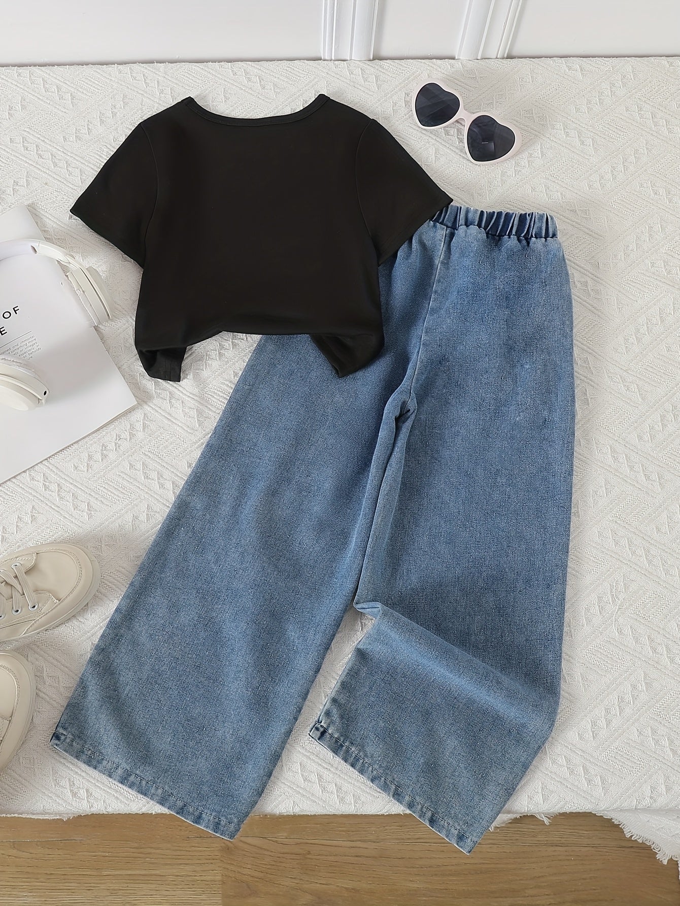Girls' Pink Bow-Tie Denim Outfit - Short Sleeve T-Shirt & High-Waisted Pants with Adjustable Drawstring Waist, Soft Non-Stretch Fabric, Casual Spring Summer Fall Playwear, Denim Shorts for Girls, Spring Summer Clothing, Playful Design, Soft Fabric, Perfec