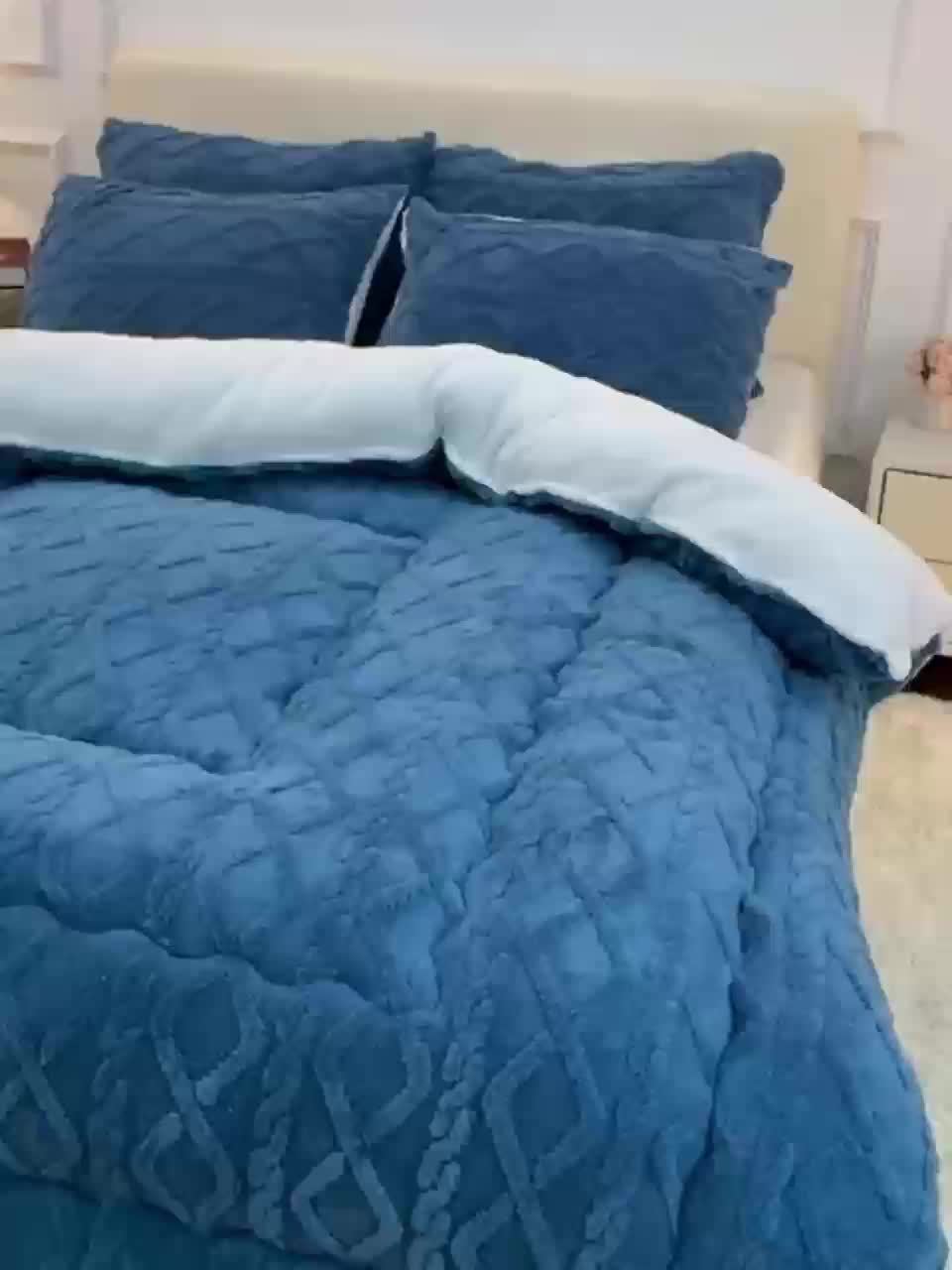 Soft and Thick Luxurious Taffeta Comforter - Machine Washable for All Seasons - Perfect for Bedroom, Guest Room, and Hotel Use
