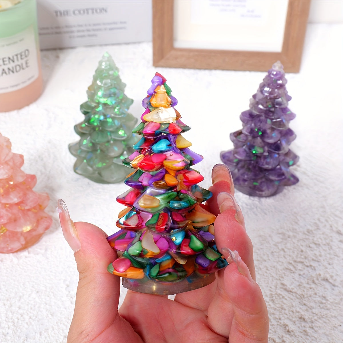 1pc Natural Stone Crystal Resin Christmas Tree Statue Ornament Christmas Tree Decoration Christmas Gifts Desktop Decoration Home Decoration -Jewelry Patterns