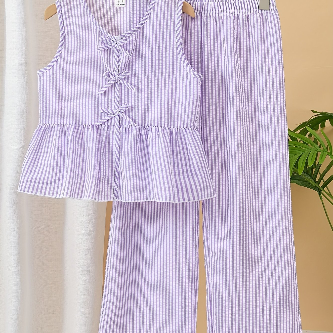 Girls' New Fashion Striped Ruffle Top + Casual Wide-Leg Pants Two-Piece Set, Perfect for Outdoor