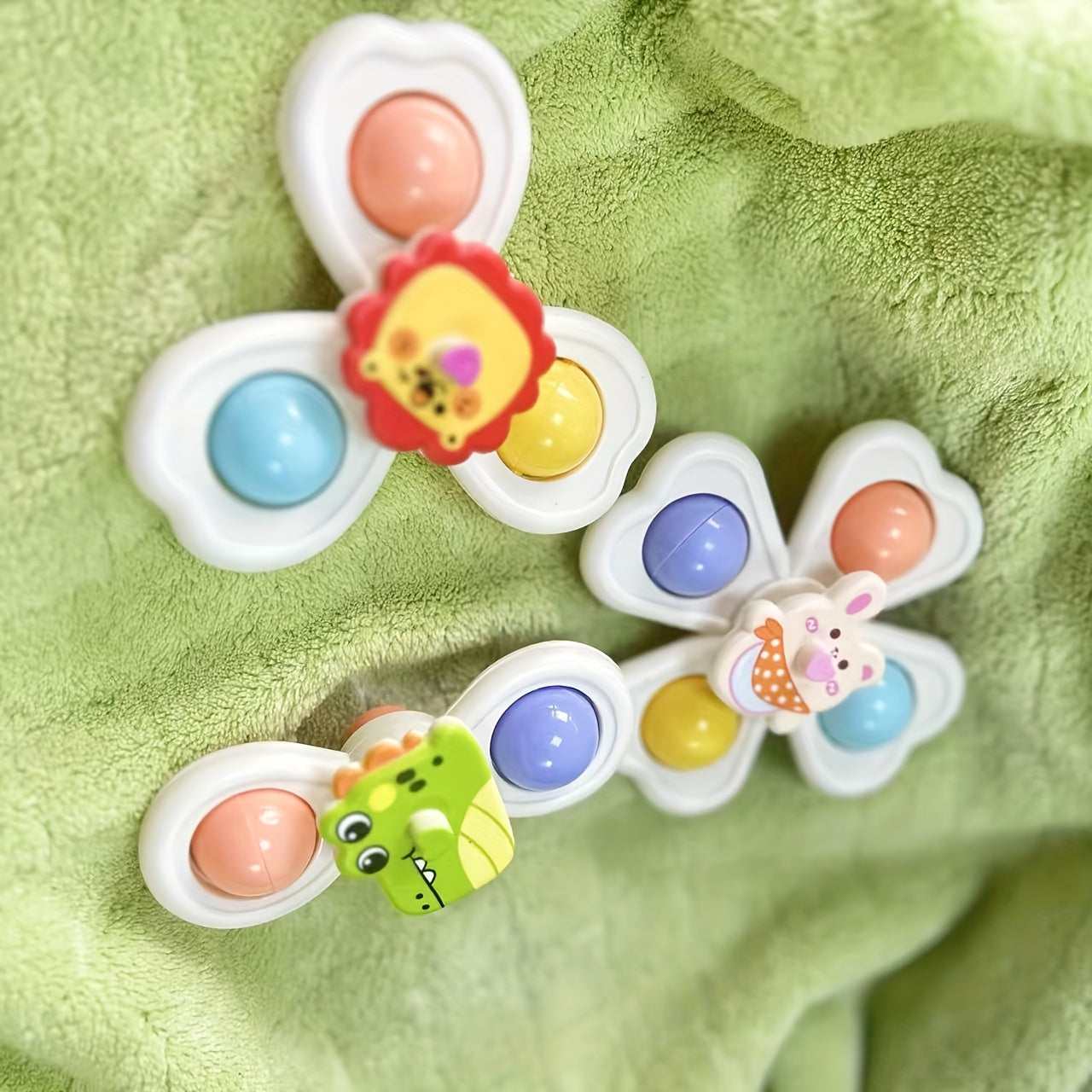 Set of 3 Colorful Cartoon Animal Suction Cup Tops - a Great Educational Toy for Early Childhood Learning, Perfect for Play in The Bathtub, at The Dining Table, And in The Bathroom. an Ideal Gift for Halloween, Thanksgiving, And Christmas, These Toys Can B