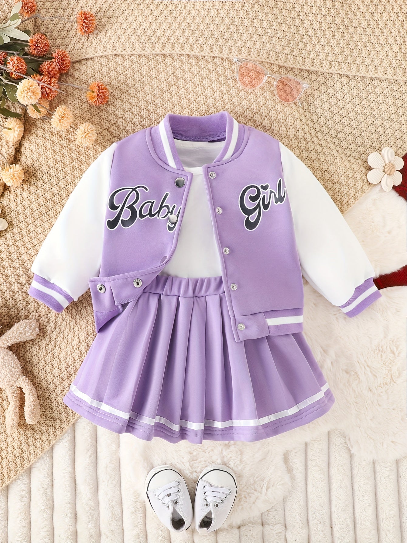 Girls' American Style Patchwork Baseball Jacket & Preppy Pleated Skirt Set, Long Sleeve Crew Neck with Alphabet Applique, Knee-Length Regular Fit for Fall/Winter, Perfect for Outdoor