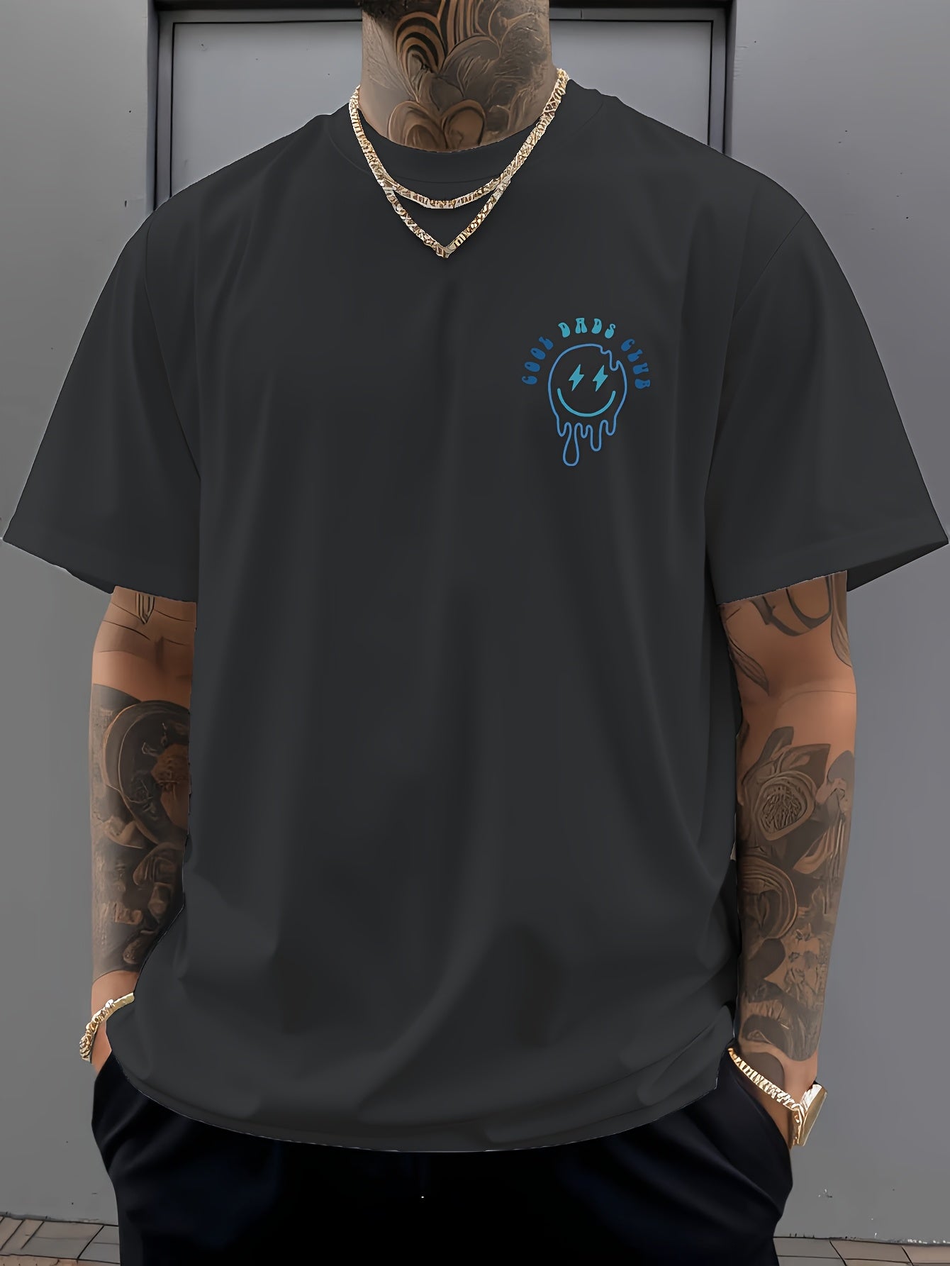Men's Stylish Blue Cool Dad Club Letter Lightning Eye Smile Print, Lightweight Comfortable T-Shirt, Gift for Father, Friend, Christmas Present, Breathable Casual Versatile Short-Sleeve Tee for Hiking and Fishing