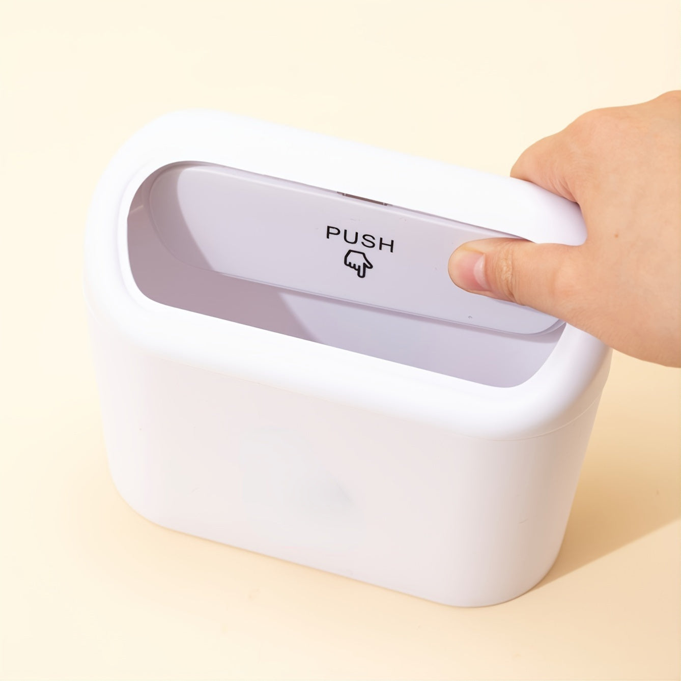 Compact Flip-Top Lid Car Trash Can - Durable, Easy to Clean Garbage Bin for Vehicle Use