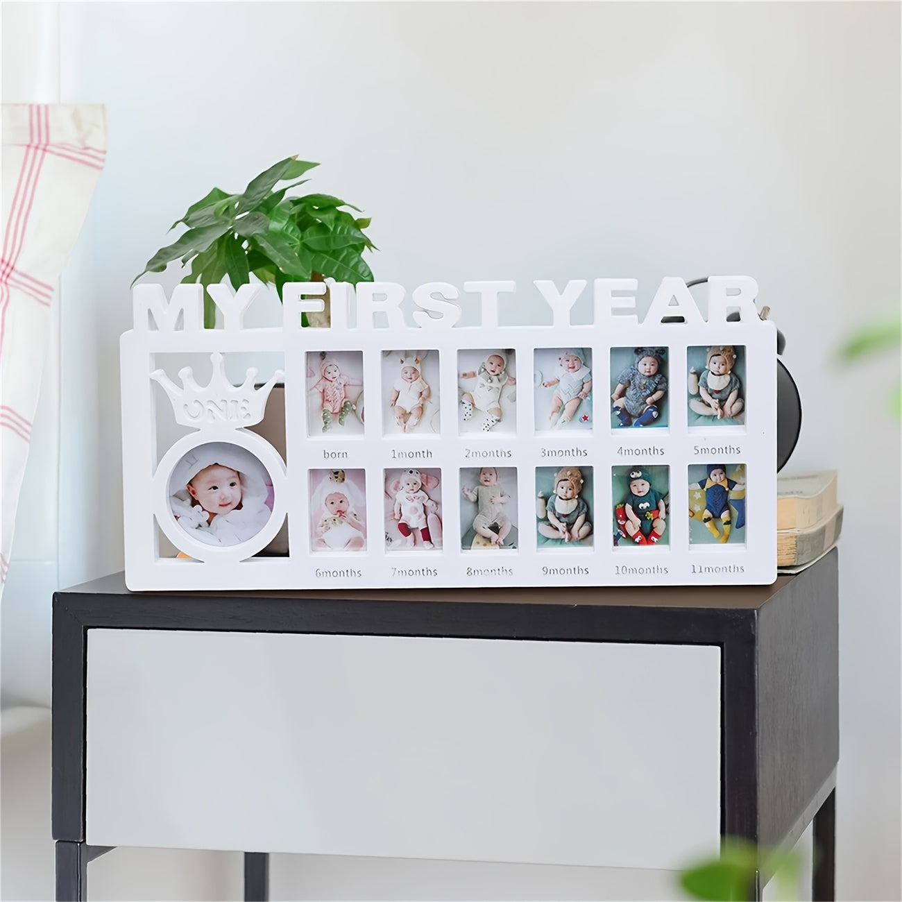 A Combination Photo Frame to Document The Growth of Your Baby, Capturing Every Beautiful And Adorable Moment. It Can Hold One Main Picture And Twelve Monthly Photos, Suitable for Placing on a Desk, Vanity, Bedside Table, Or Hanging on The Wall.