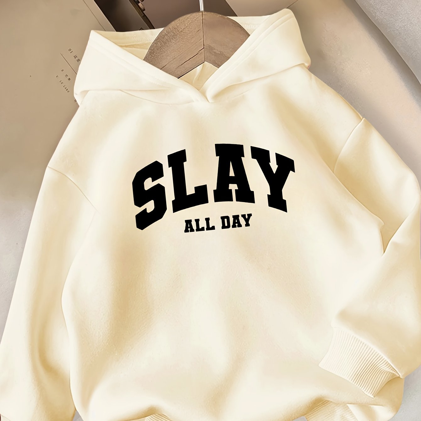 Girls' Pink "SLAY ALL DAY" Hooded Sweatshirt - Casual Long Sleeve Winter Pullover with Bold White Lettering, Regular Fit for Autumn & Winter, Winter Clothes for Girls, Comfortable Fit