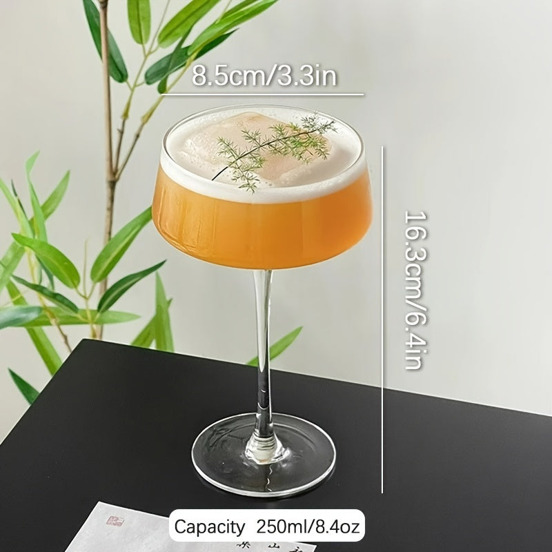 1/2pcs Japanese High-Stem Tower Cups, Creative Cocktail Glasses, Martini Cups, And Special Fruit Drink Glasses Made of Glass