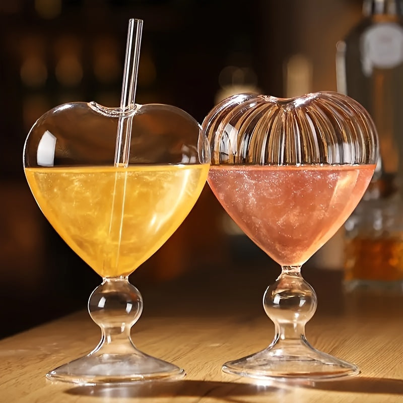 Elegant, Romantic Heart-Shaped Crystal Cocktail Glass with Matching Straw - Perfect for Martini, Wine, Juice & Whiskey - Ideal Home Bar Accessory & Party Gift