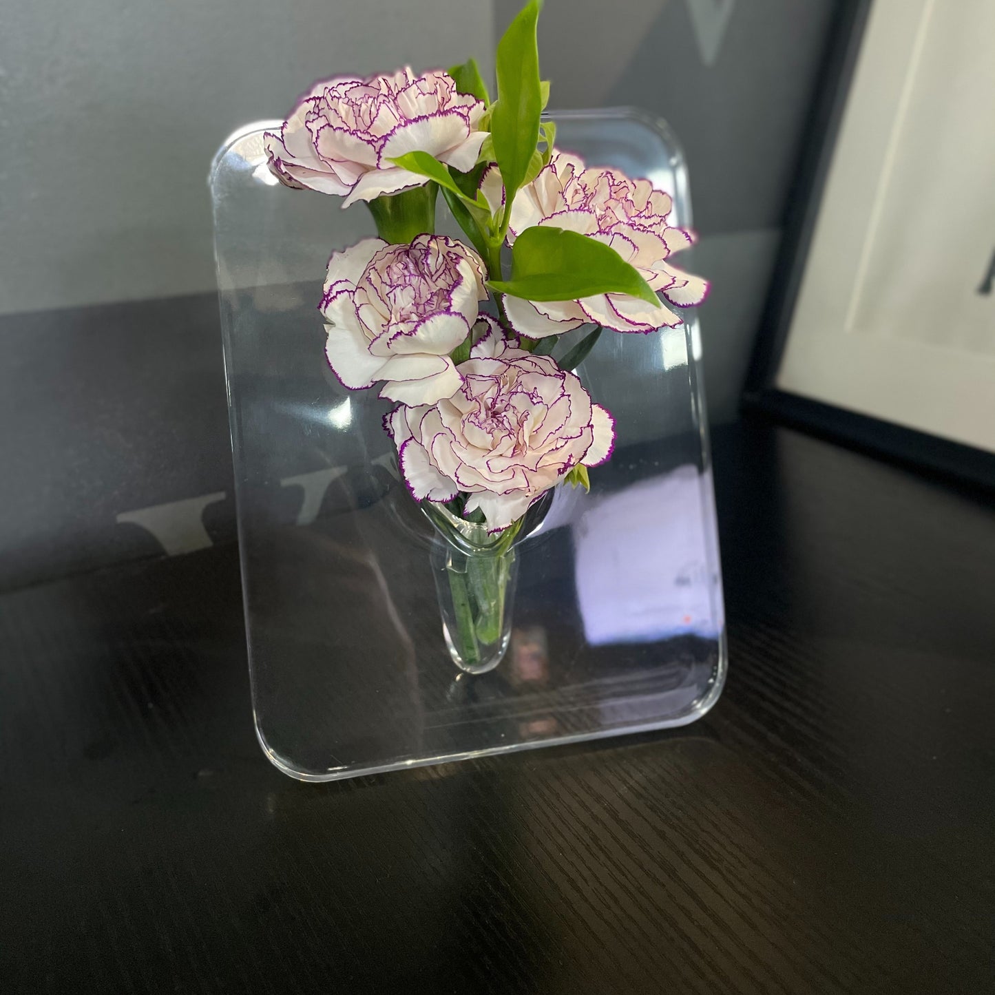 1 Piece Art Deco Style Acrylic Resin Bud Vase - Geometric Transparent Oblong Flower Vase - Creative Picture Frame Design - Decorative Home Office Desktop Accessory, Small Gift