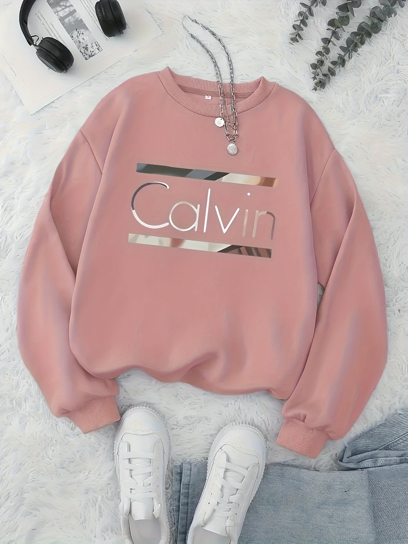 Women'S Casual Crew Neck Sweatshirt with "Calvin" Letter Print - Soft Blue, Long Sleeves, All-Season Comfort, Casual Wear|Graphic Sweatshirt|Comfortable Fit, Sweater Hoodie