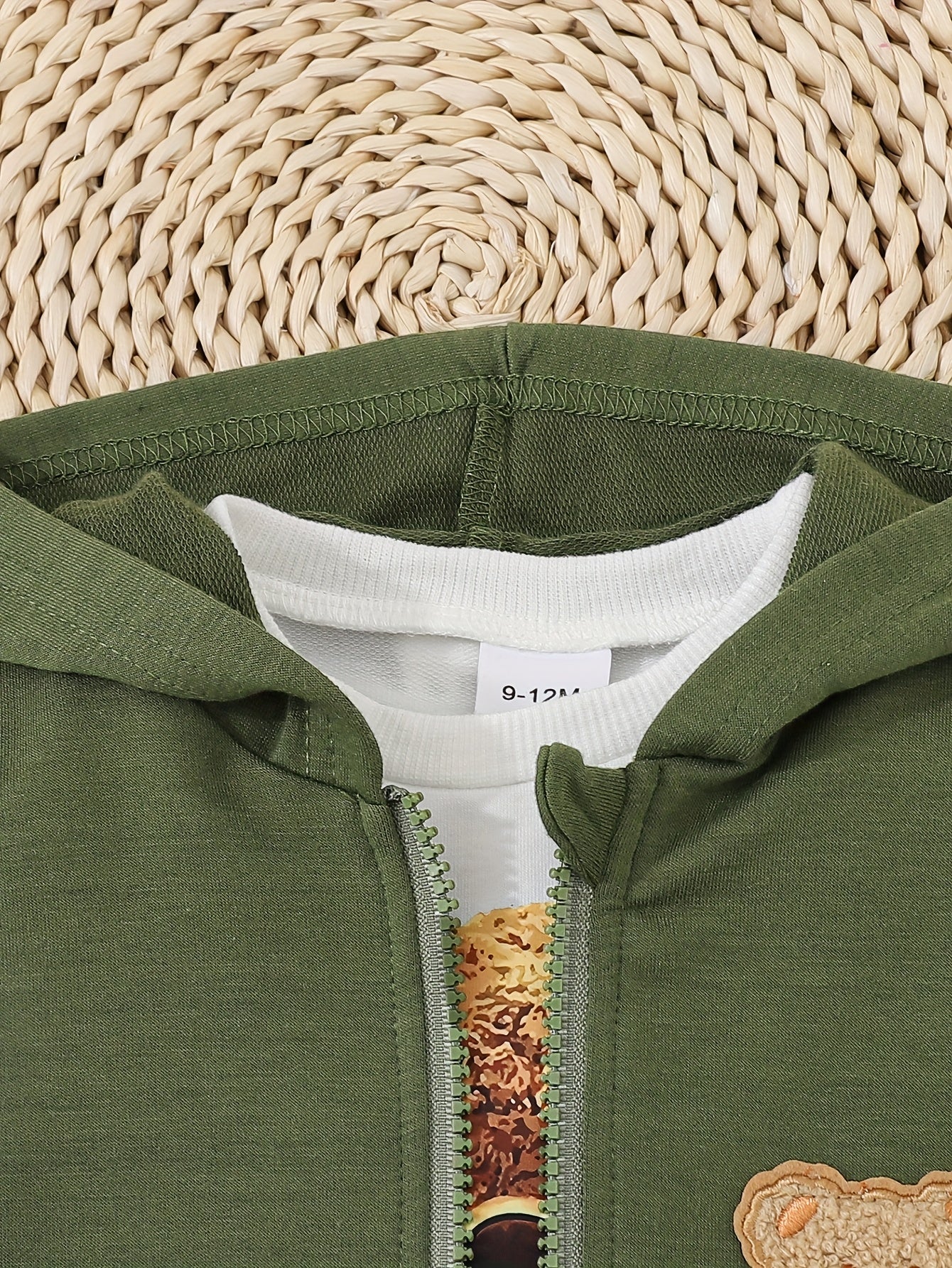 A 3pcs Set for Baby Boys Featuring a Hoodie with Bear And a Vest - Casual Sportswear with Zipper Details, Machine Washable - Perfect for Spring And Autumn, Ideal for Outdoor Activities.