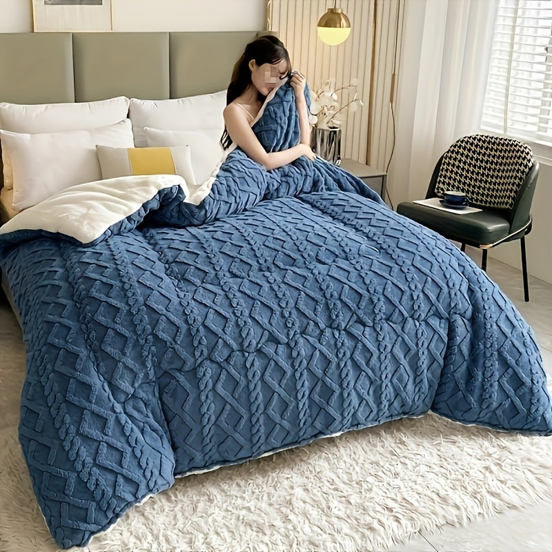 Soft and Thick Luxurious Taffeta Comforter - Machine Washable for All Seasons - Perfect for Bedroom, Guest Room, and Hotel Use