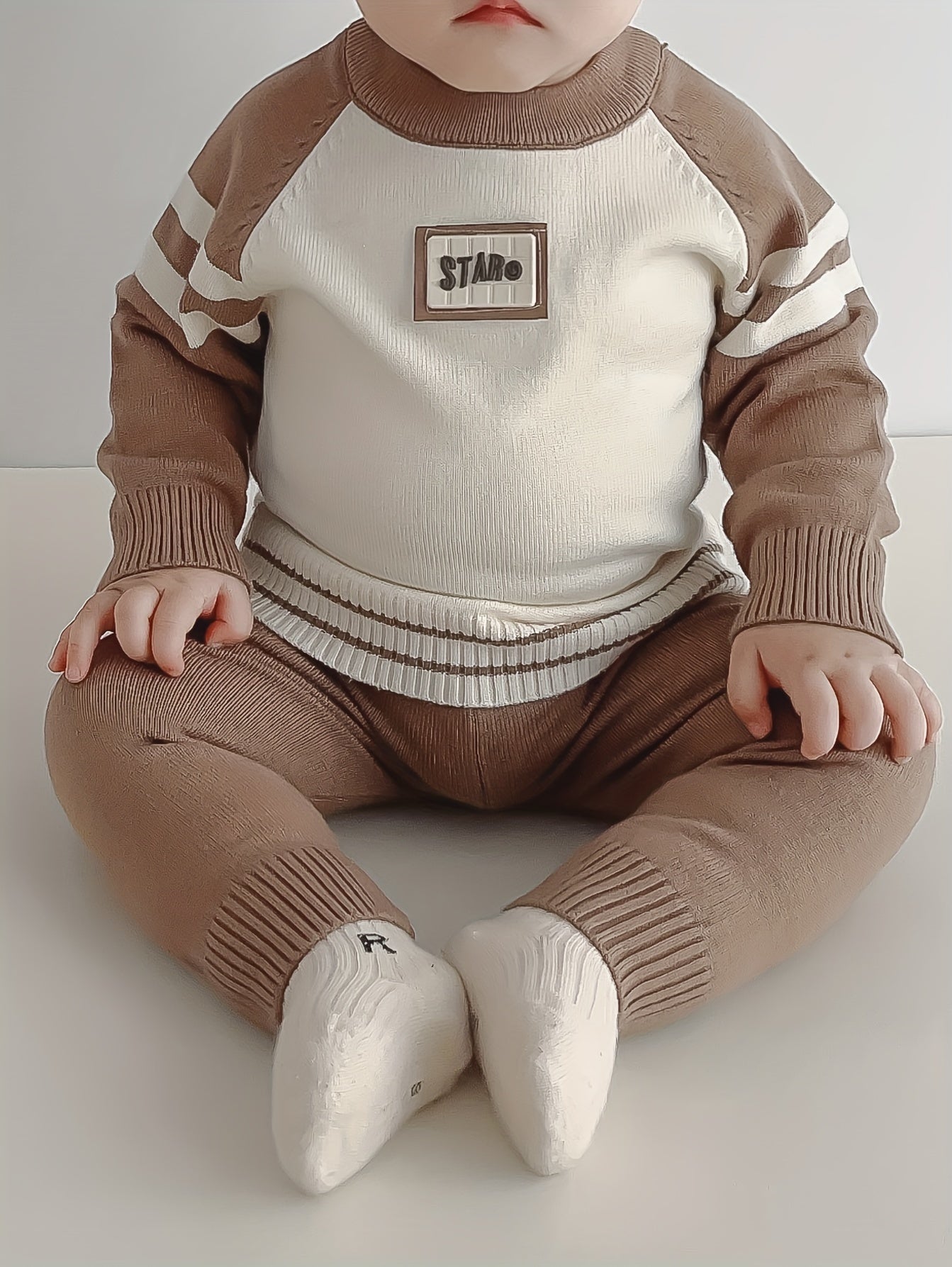 Newborn Baby Clothes Autumn and Winter Set for Boys: Stylish Sweater Pullover Knitted Long Pants Two-Piece Suit, Perfect for Outdoor