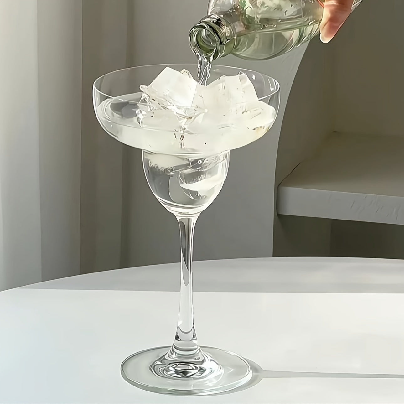 1pc/2pcs Large Margarita Cocktail Glass with Handle, Crystal Glassware, Hand Wash Only, Reusable, Insulated, Classic Design, for Frozen Margarita, Martini, Mixed Cocktails