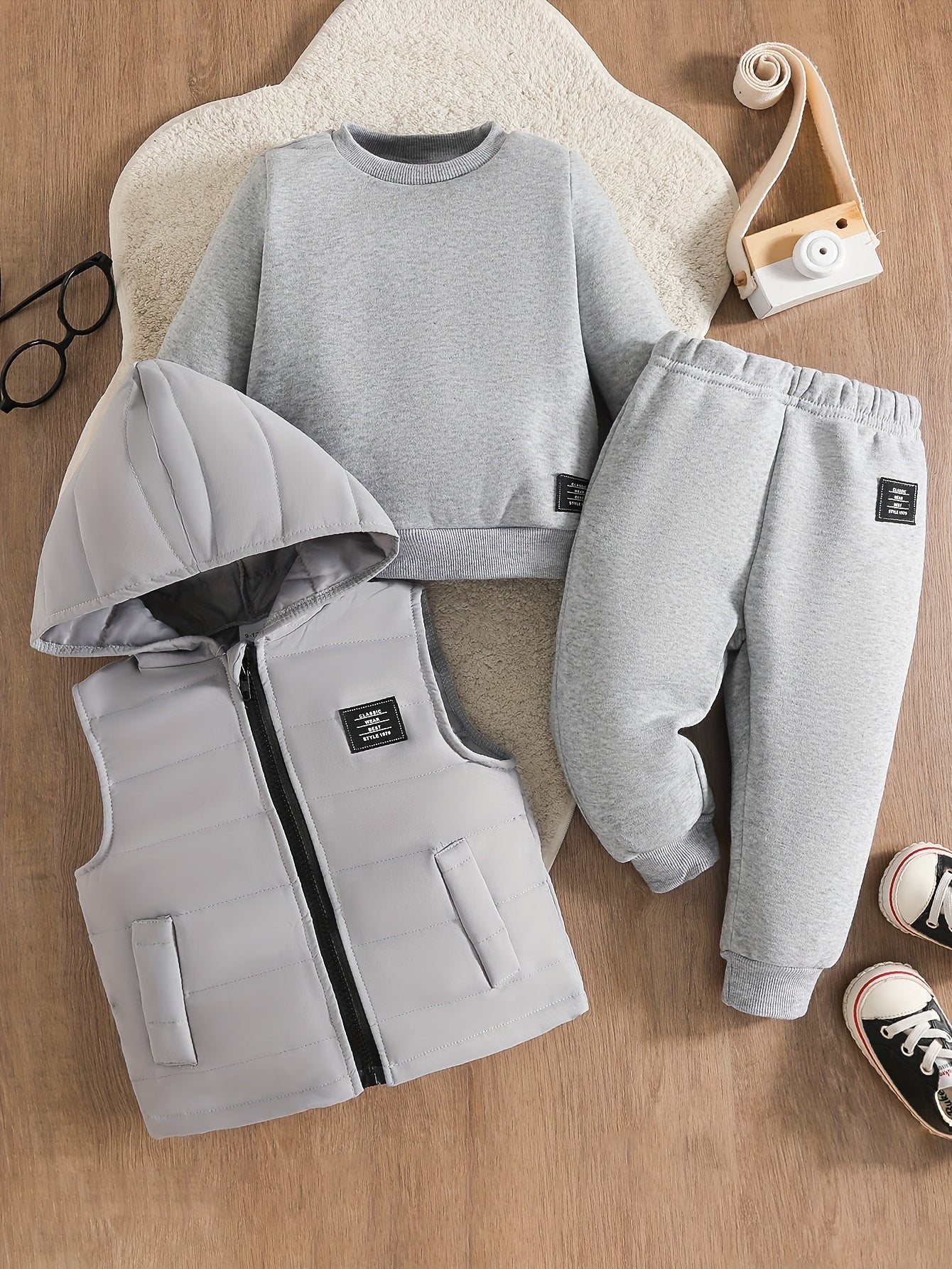 Baby Sports Leisure Outfit with a Hooded Vest, a Three-Piece Set for Kids for Autumn And Winter, for Outdoor
