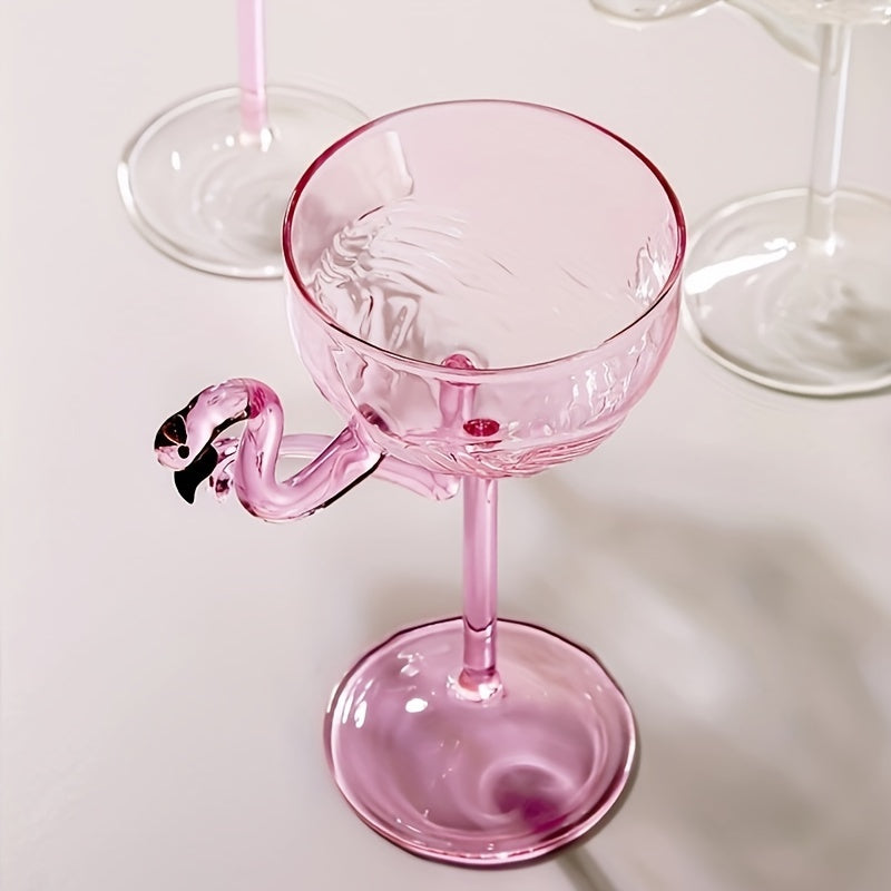 Tropical Flamingo Cocktail Glasses for Bars, Clubs and Home Use, Stylish Transparent Wine Glasses for Summer Drinks, Champagne and Celebration Events, Durable and Versatile, Perfect Party Gift