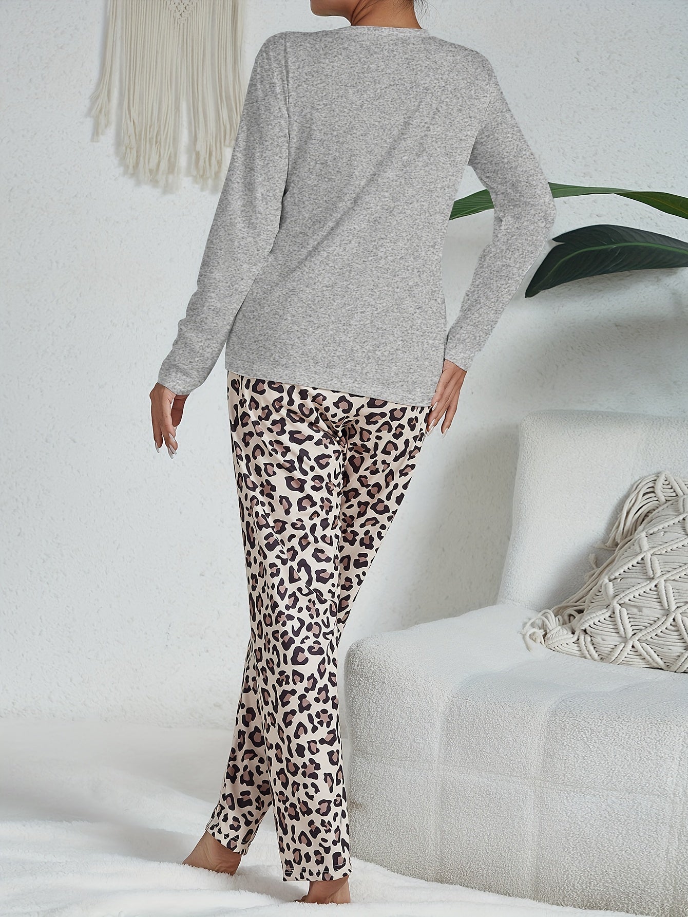 Womens Cozy Leopard Print Pajama Set - Comfy Long Sleeve Top with Heart Accent, Soft Pajama Pants - Ideal for Lounge & Sleep