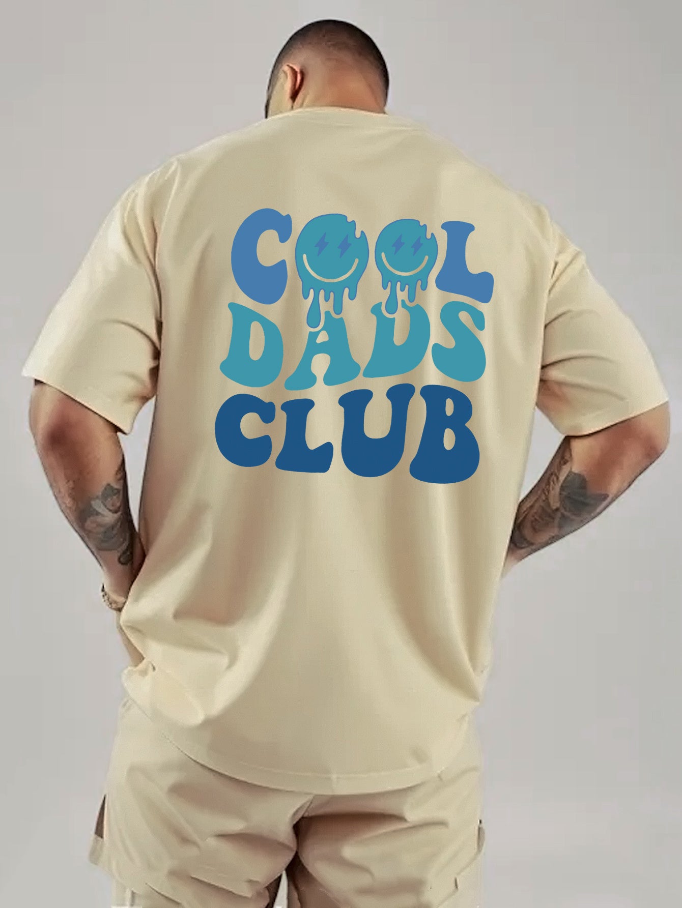 Men's Stylish Blue Cool Dad Club Letter Lightning Eye Smile Print, Lightweight Comfortable T-Shirt, Gift for Father, Friend, Christmas Present, Breathable Casual Versatile Short-Sleeve Tee for Hiking and Fishing