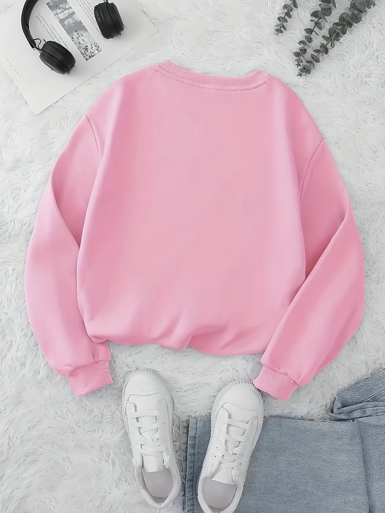 Women'S Casual Crew Neck Sweatshirt with "Calvin" Letter Print - Soft Blue, Long Sleeves, All-Season Comfort, Casual Wear|Graphic Sweatshirt|Comfortable Fit, Sweater Hoodie