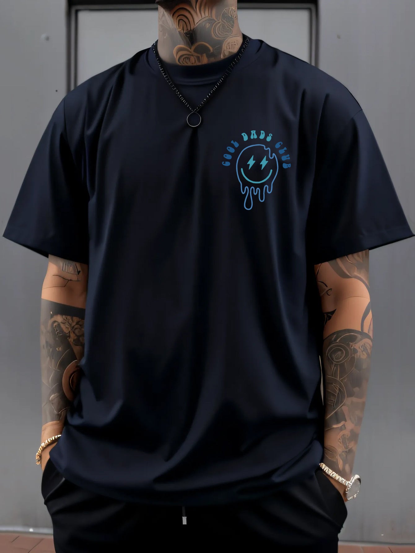 Men's Stylish Blue Cool Dad Club Letter Lightning Eye Smile Print, Lightweight Comfortable T-Shirt, Gift for Father, Friend, Christmas Present, Breathable Casual Versatile Short-Sleeve Tee for Hiking and Fishing