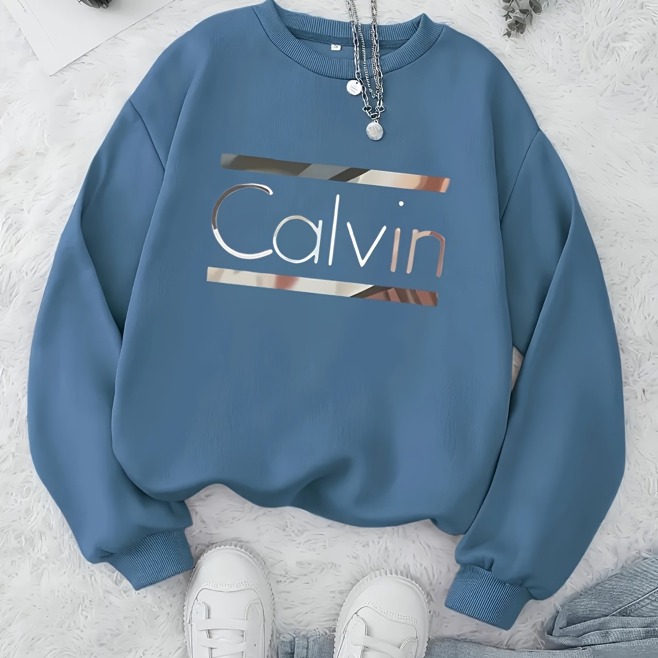Women'S Casual Crew Neck Sweatshirt with "Calvin" Letter Print - Soft Blue, Long Sleeves, All-Season Comfort, Casual Wear|Graphic Sweatshirt|Comfortable Fit, Sweater Hoodie