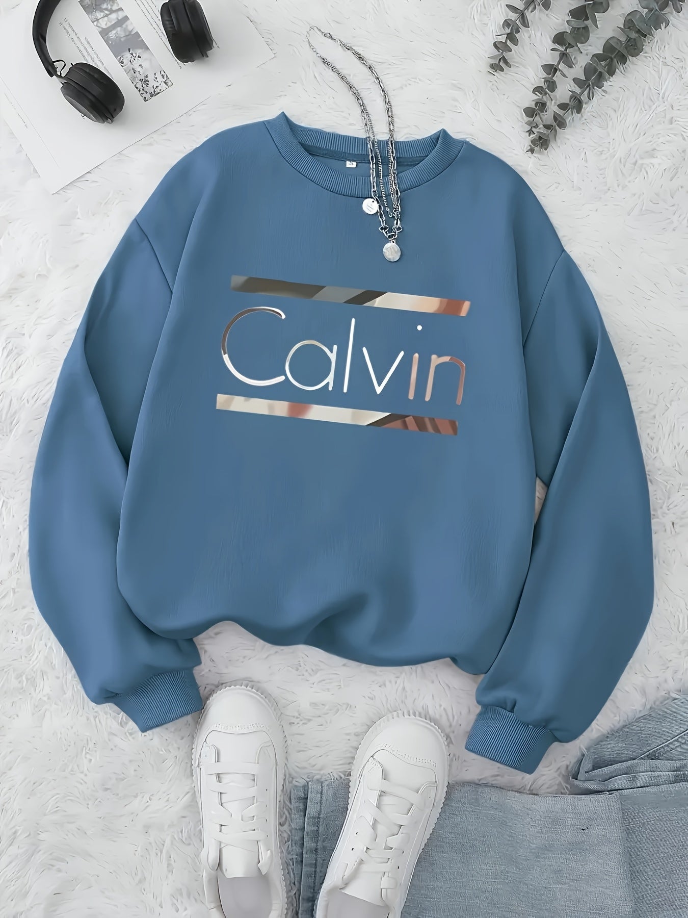 Women'S Casual Crew Neck Sweatshirt with "Calvin" Letter Print - Soft Blue, Long Sleeves, All-Season Comfort, Casual Wear|Graphic Sweatshirt|Comfortable Fit, Sweater Hoodie