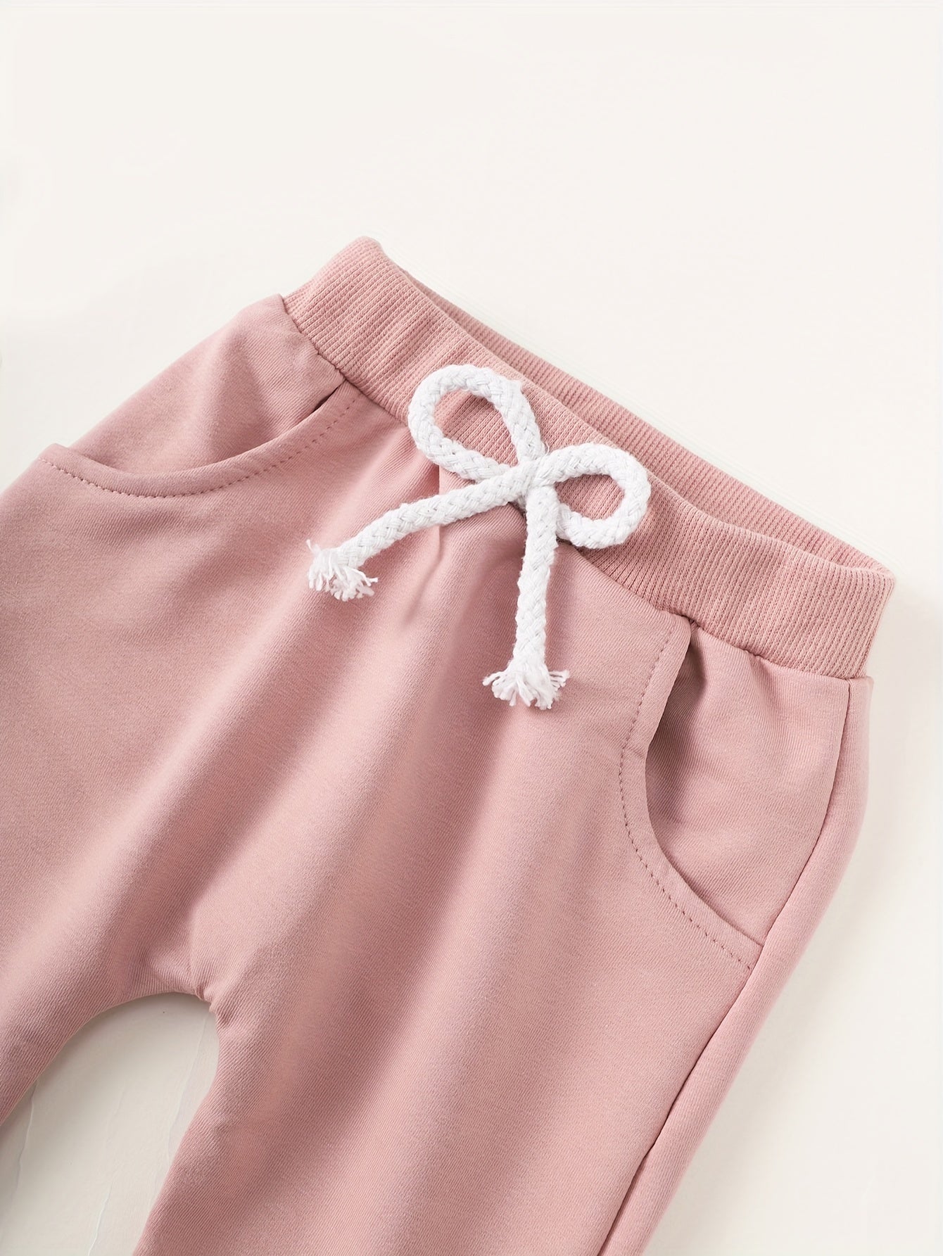 [Baby Girl Sweatshirt] 2pcs Baby Girl Letter Pattern Long Sleeve Sweatshirt | Solid Color Round Neck Trouser Suit, Outdoor Cloth