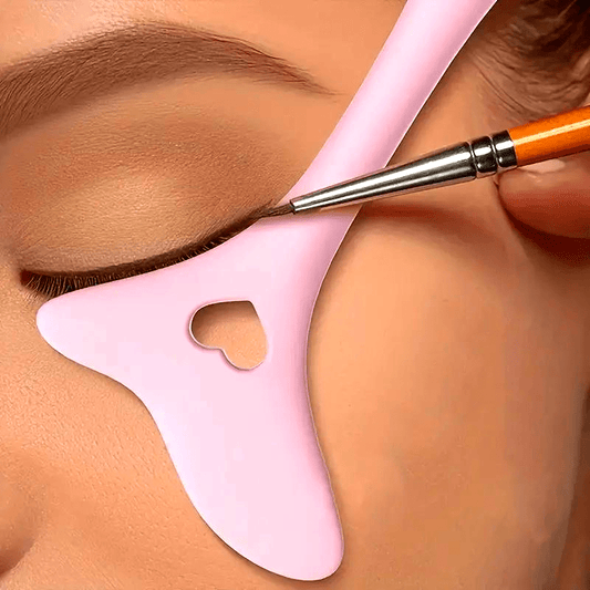1pc Silicone Makeup Stencil Tool, Multi-Functional Winged Eyeliner & Lipstick Guide, Easy Application Mask Template, No Electricity Needed, for Beginners, Makeup Application Aid|Heartshaped Design|Flexible Silicone Tool