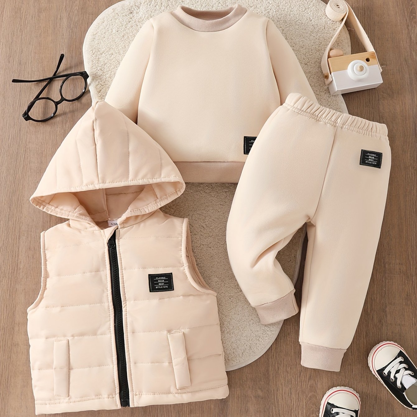 Baby Sports Leisure Outfit with a Hooded Vest, a Three-Piece Set for Kids for Autumn And Winter, for Outdoor