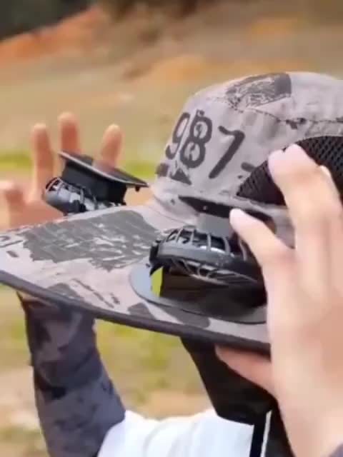 Outdoor Solar Multifan Fan Hat. In-Ward Detachable Dual Fan. Adjustable Three Wind Speed with USB Charging Interface. Suitable for Outdoor Leisure Fishing Hat. Fisherman Hat. Sunscreen Hat. Outdoor Sunshade Hat. Hiking Hat.