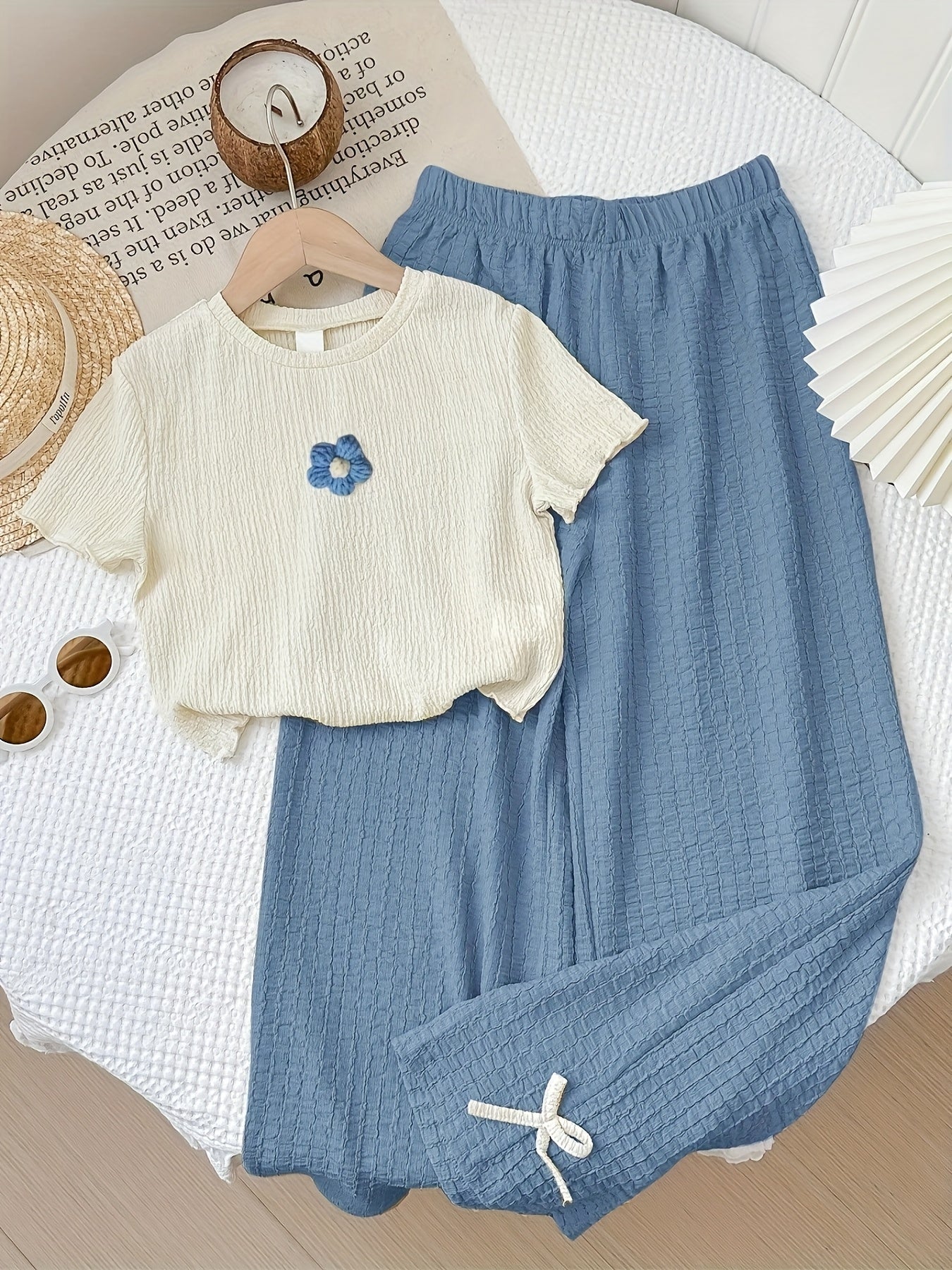 [Girls' Two-Piece Set] Girls' - Floral - Round Neck - Short Sleeve Top - Elastic Waist - Wide Leg Pants - Comfortable - Casual - Two-Piece Set - for Summer - Perfect - for Outdoor