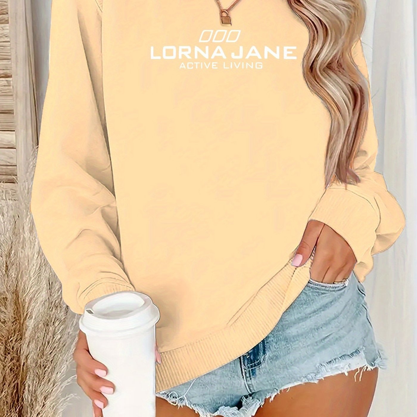 Women'S Green "Lorna Jane Living" Graphic Sweatshirt - Casual Long Sleeve Crewneck, Machine Washable Polyester, Perfect for Fall/Winter, Ladies Sweaters