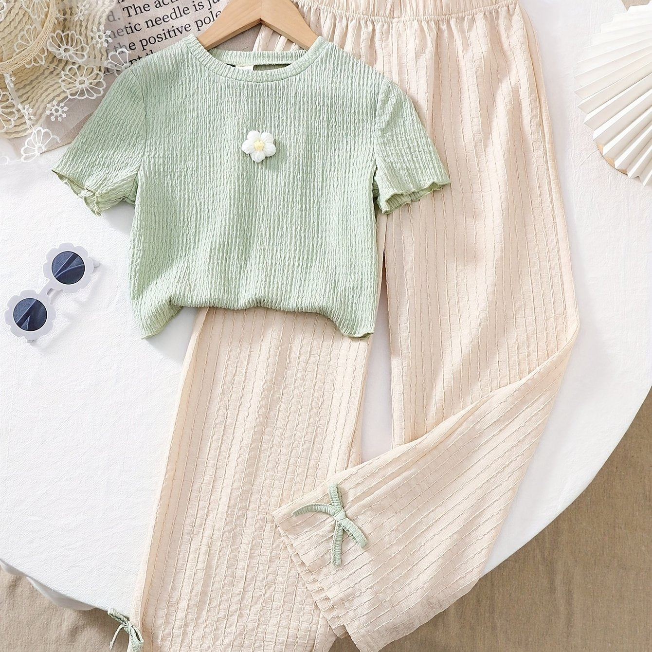 [Girls' Two-Piece Set] Girls' - Floral - Round Neck - Short Sleeve Top - Elastic Waist - Wide Leg Pants - Comfortable - Casual - Two-Piece Set - for Summer - Perfect - for Outdoor