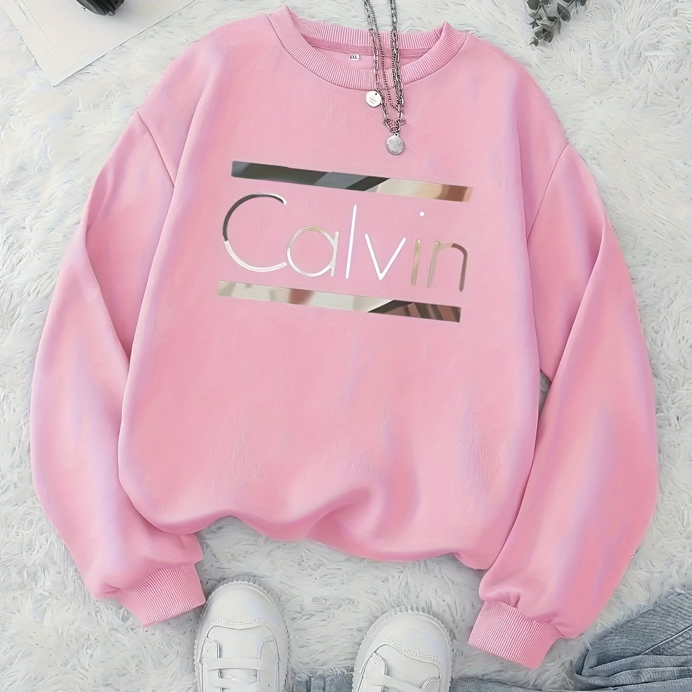 Women'S Casual Crew Neck Sweatshirt with "Calvin" Letter Print - Soft Blue, Long Sleeves, All-Season Comfort, Casual Wear|Graphic Sweatshirt|Comfortable Fit, Sweater Hoodie