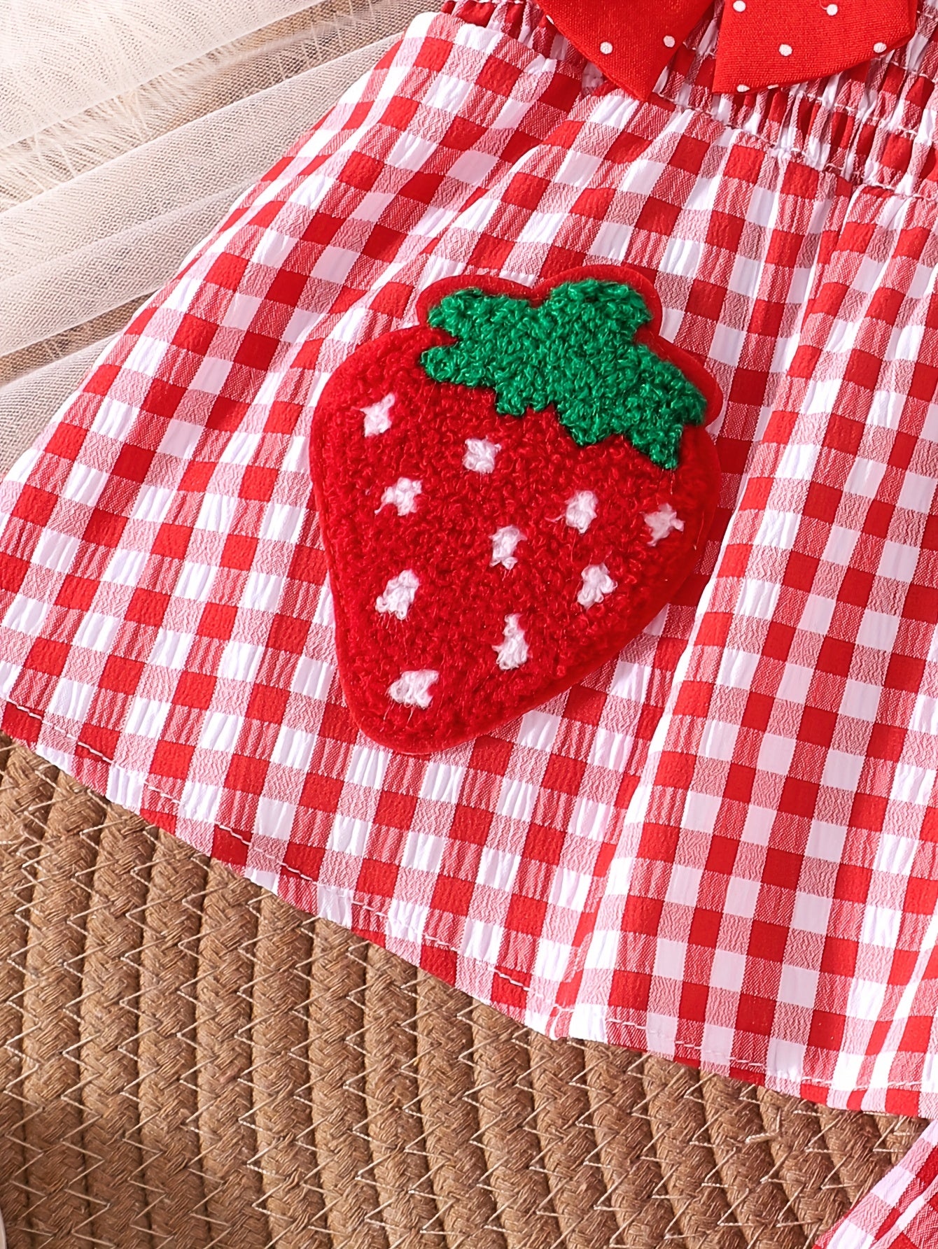 [Cute Summer Set] 2pcs Cute Summer Strawberry Top and Shorts Set | Ruffle Collar, Elastic Waist, Gingham Details, Playful Bow Accents - Outdoor Toddler Outfit