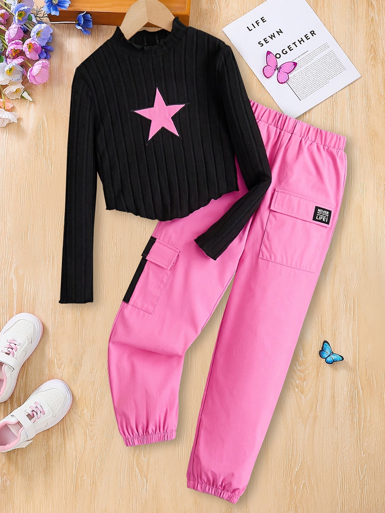 [Girls' Top Set] Girls' Fashion - Cartoon Embroidered Star Long Sleeve Top and Green Overalls Set - Perfect for Outdoor
