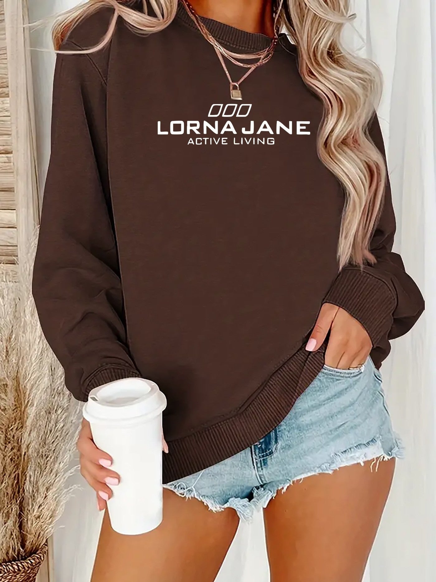 Women'S Green "Lorna Jane Living" Graphic Sweatshirt - Casual Long Sleeve Crewneck, Machine Washable Polyester, Perfect for Fall/Winter, Ladies Sweaters
