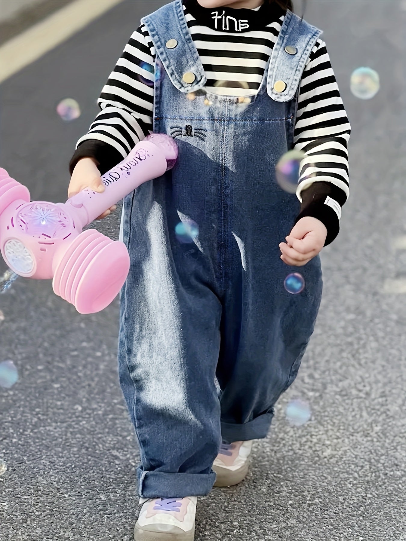 [Light Blue Denim Overalls Casual] Adorable Youngsters' Light Blue Denim Overalls with Rabbit Ear Details - Casual, Loose Fit for Spring & Autumn, Machine Washable, Perfect for Outdoor