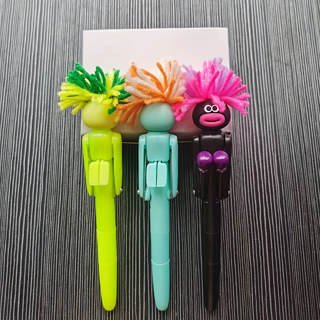 1pc Funny Exploding Hair for Man Boxing Round Ballpoint Pen Creative Relax Pen Student High-looking Funny Birthday Gift 1.0mm Black Refill Knock Big Mouth Knock Pen