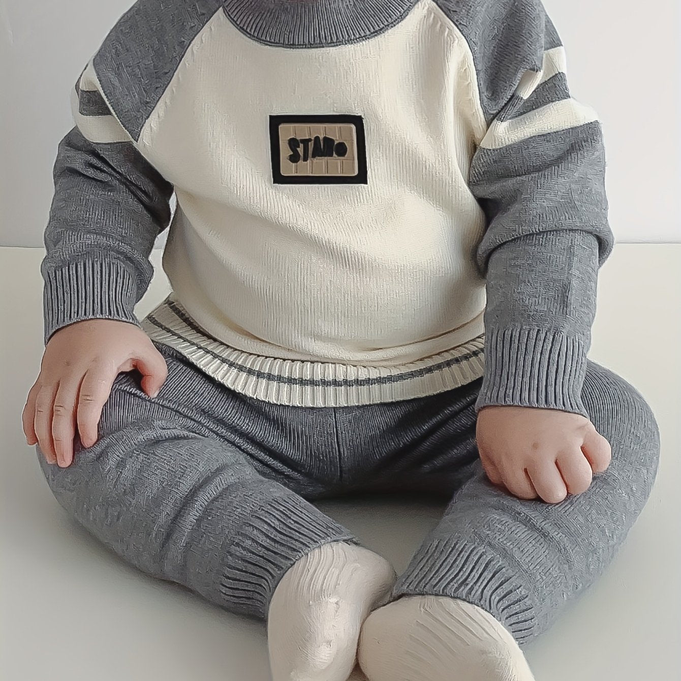Newborn Baby Clothes Autumn and Winter Set for Boys: Stylish Sweater Pullover Knitted Long Pants Two-Piece Suit, Perfect for Outdoor